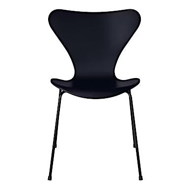 Fritz Hansen - Series 7 3107 Chair Lacquer