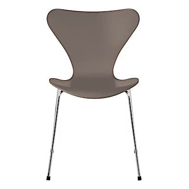 Fritz Hansen - Series 7 3107 Chair Lacquer