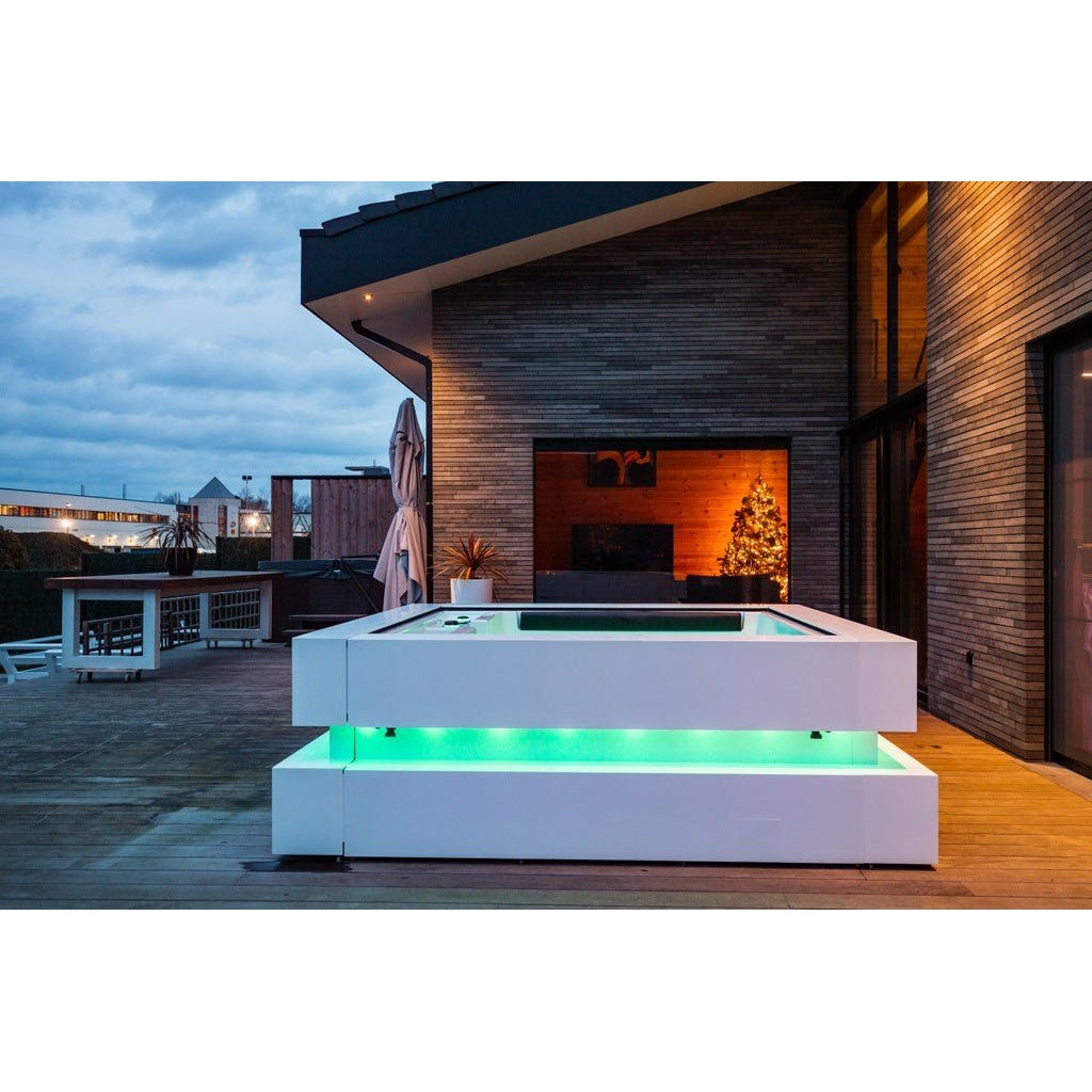   - Alpha Wellness - Whirlpool Cubo Intenso                              