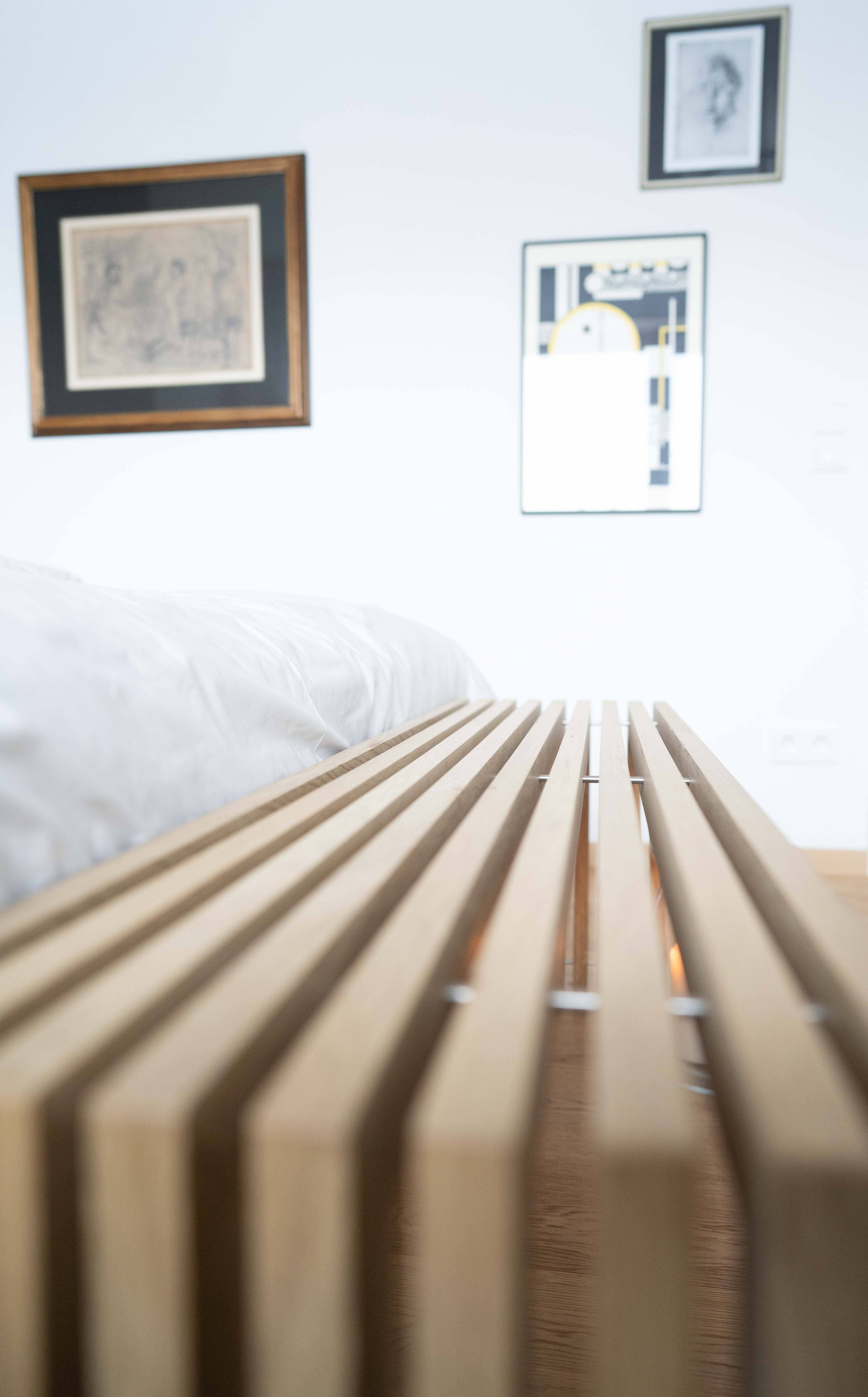 Interior design - Panca in assi a listelli di quercia