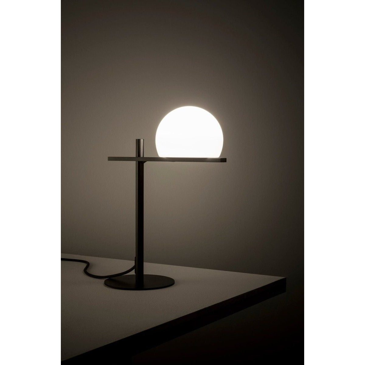   - Estiluz - Table lamp Circ M-3728                              