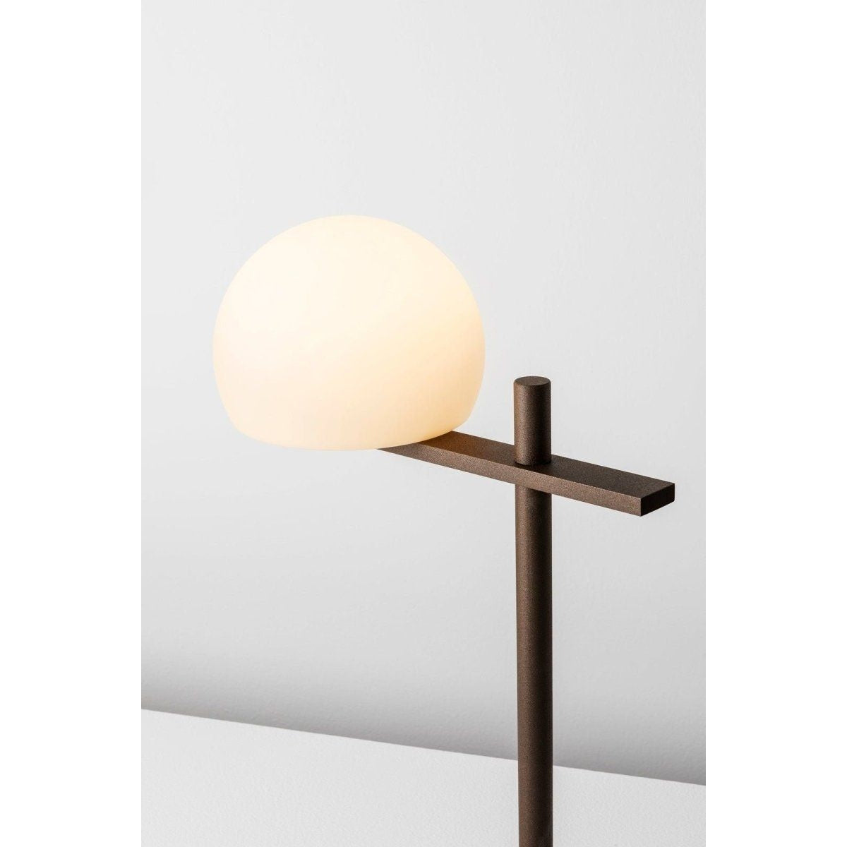   - Estiluz - Table lamp Circ M-3728                              