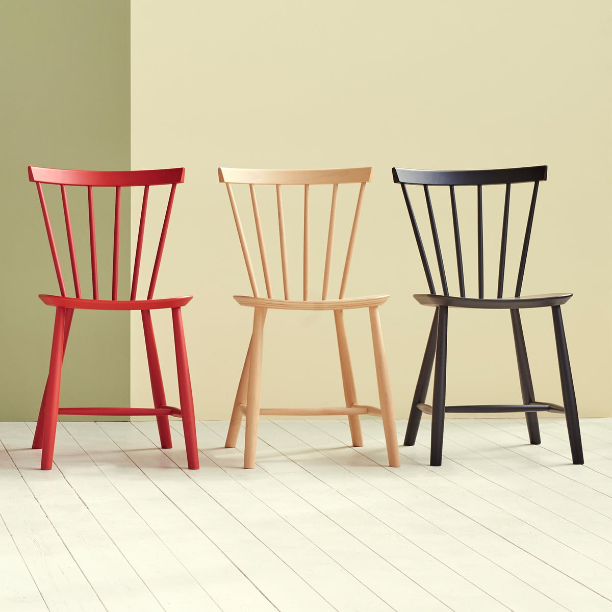 FDB Møbler - J46 Stuhl Buche Mailbox Rot