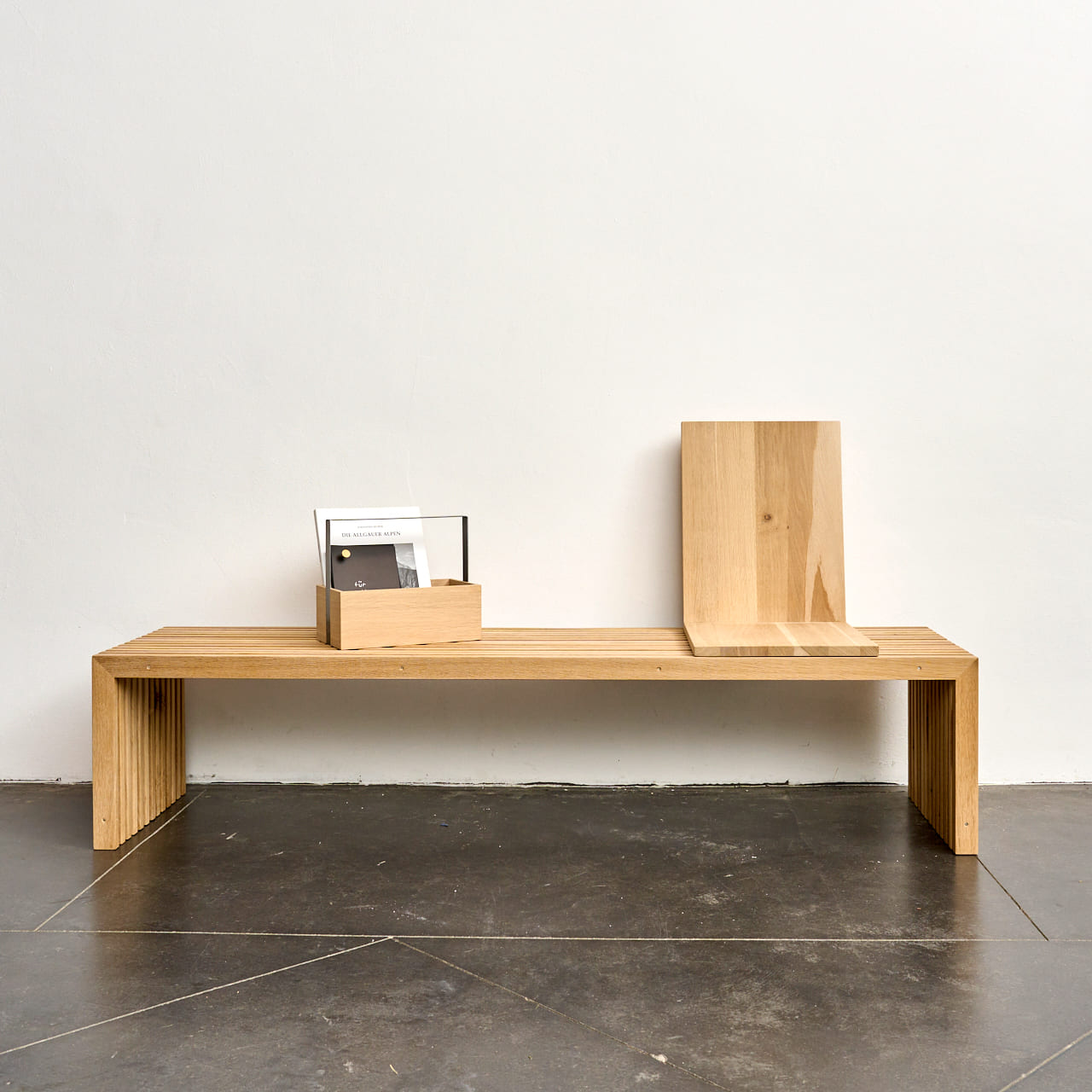 Interior design - schienale per panca a listelli