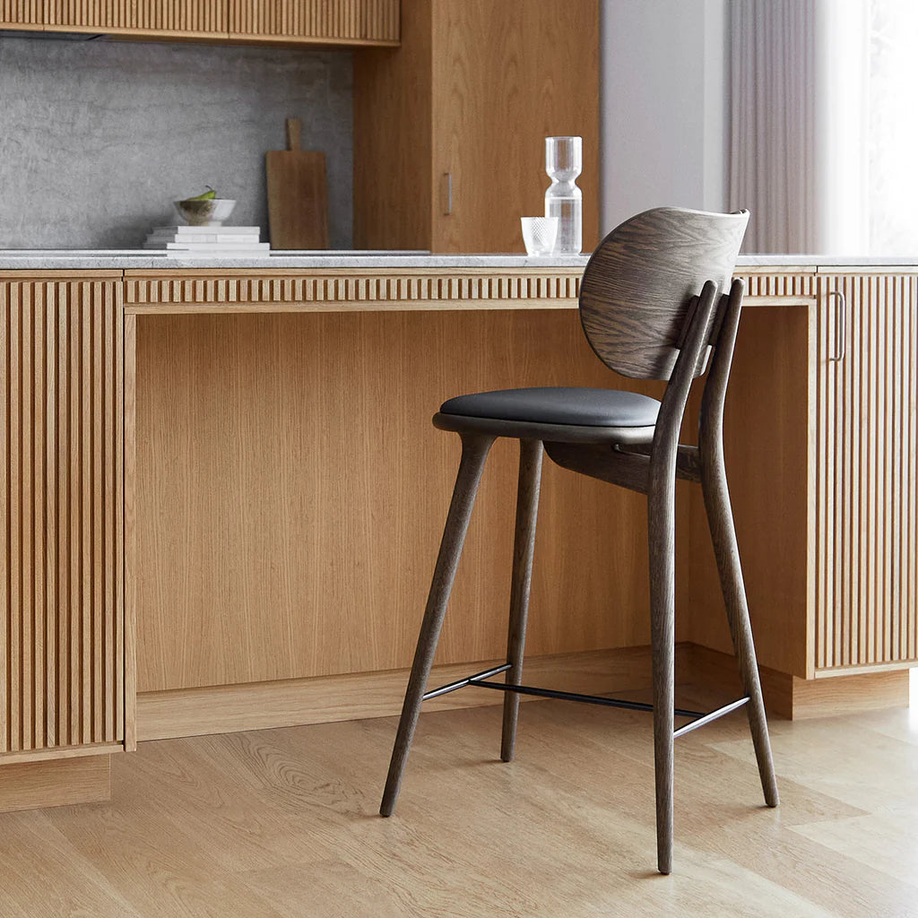Mater - High Stool Barstuhl Dunkles Eichenholz