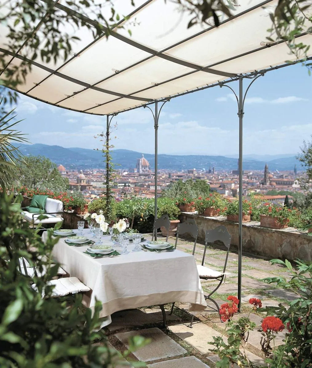 Unopiu - Curved Solaire Pergola