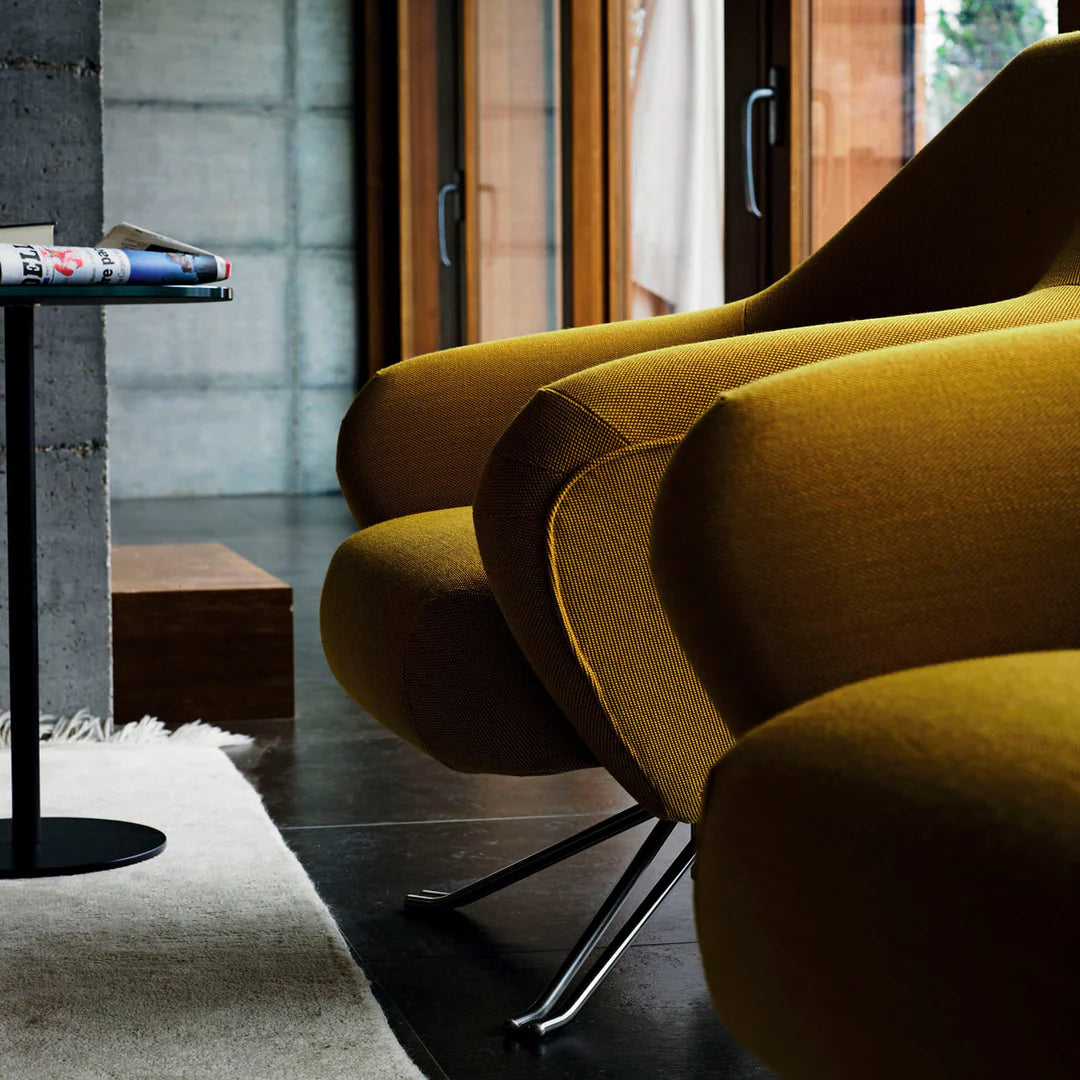 Tecno Spa - P32 Gelber drehbarer Sessel von Osvaldo Borsani